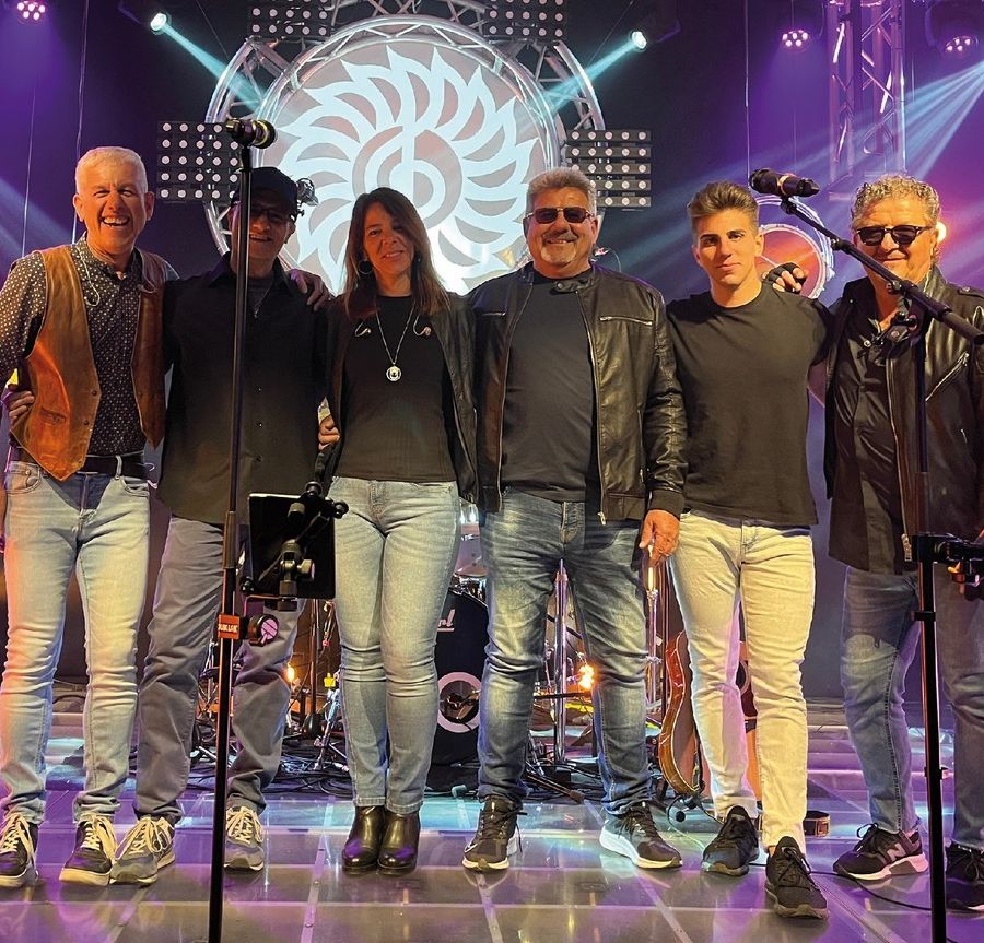 La band The Why Not al Castello Reale di Sarre per Telethon