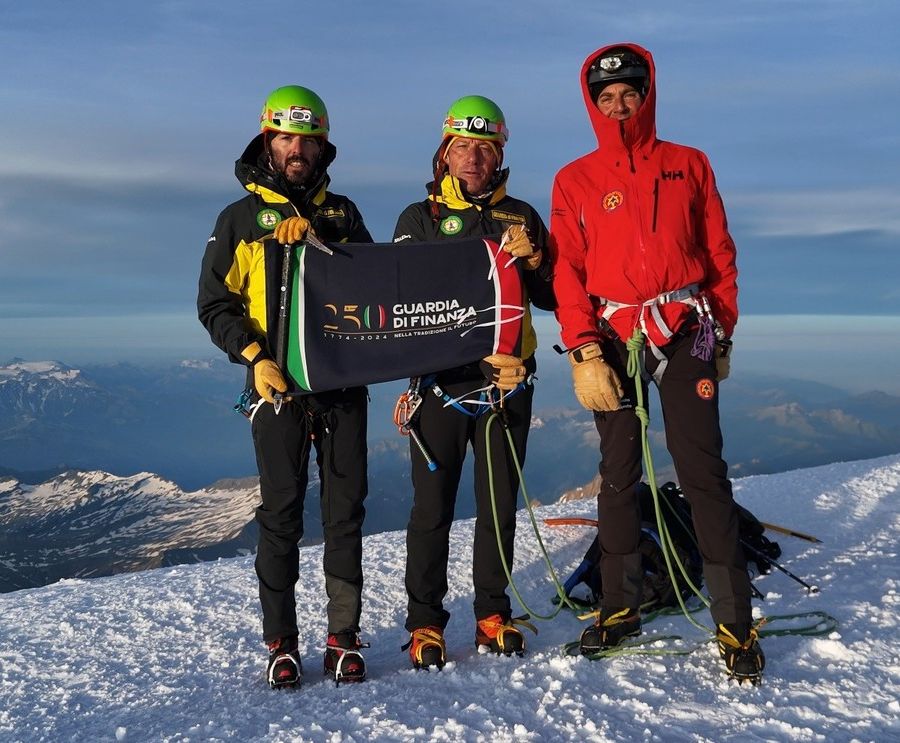 Finanzieri-alpinisti sempre più impegnati nel soccorso in montagna VIDEO
