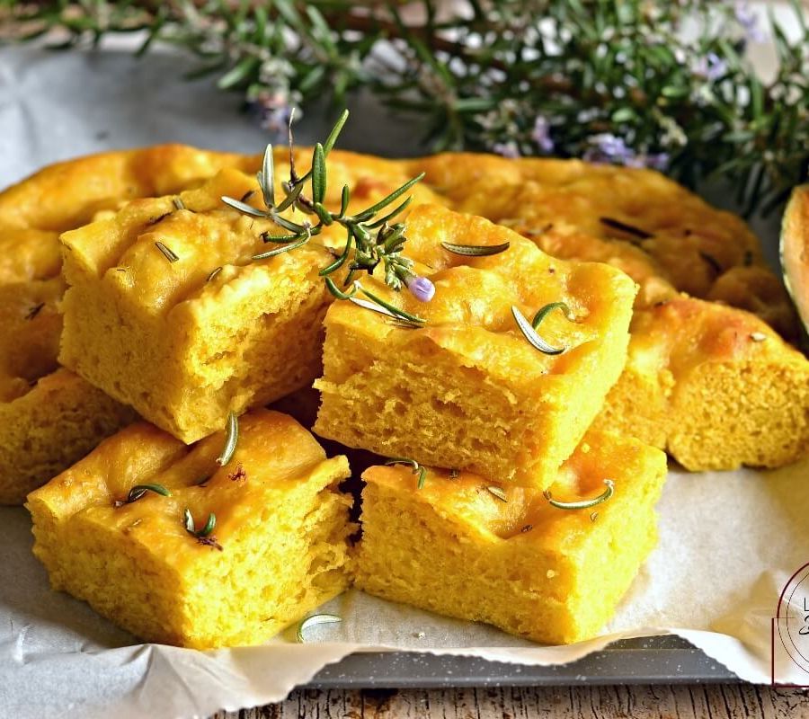 Focaccia alla zucca alta e soffice; Cinzia Raso e la sua preziosissima Pagina Del Goloso
