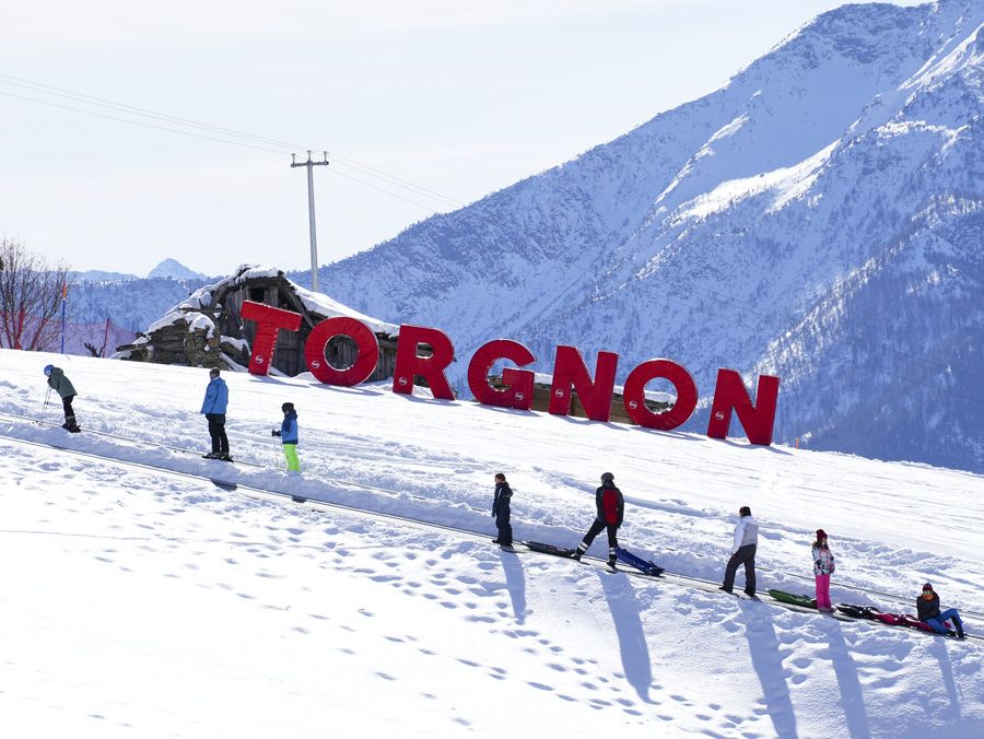 Da sabato 30 novembre si scia anche a Valtournenche, Torgnon e Chamois