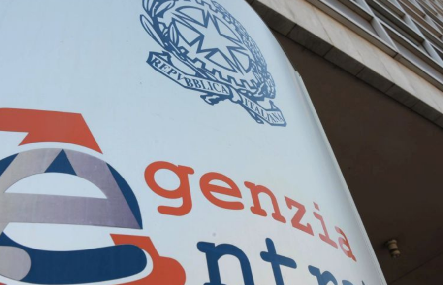 Multe da 100 euro ai non vaccinati: certamente sospese, forse già del tutto annullate