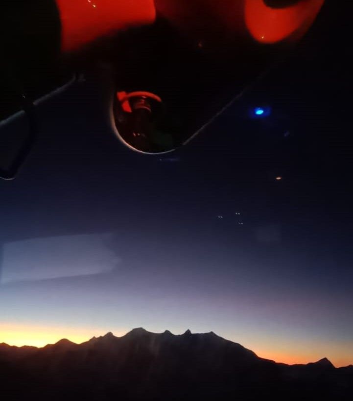 Tramonto dall'elicottero Sierra Alpha 1 del Sav