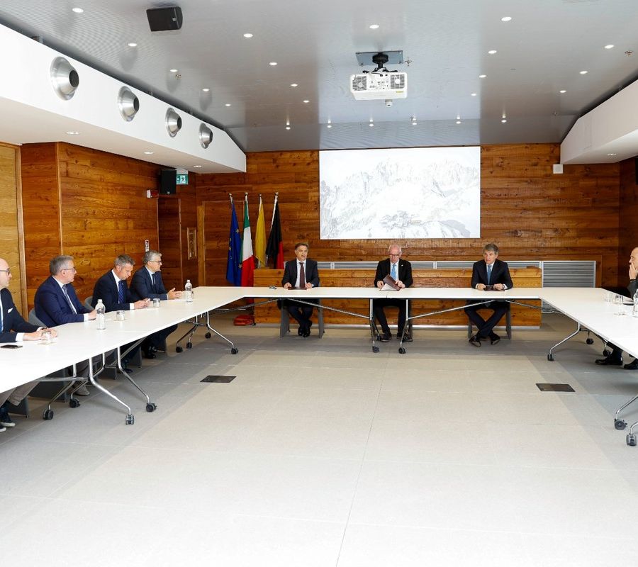 Regione, Comune di Courmayeur e Cassa Depositi e Prestiti lavorano a un 'Nuovo Trasporto Alpino'
