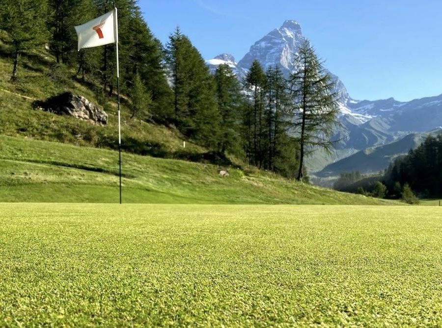 Dopo alluvione, ripristinato il green del Golf Club del Cervino