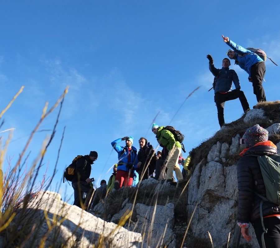 Anche i membri della AGT-Associazione Guide Turistiche Valle d'Aosta (nella foto alcuni di loro) possono ra federarsi