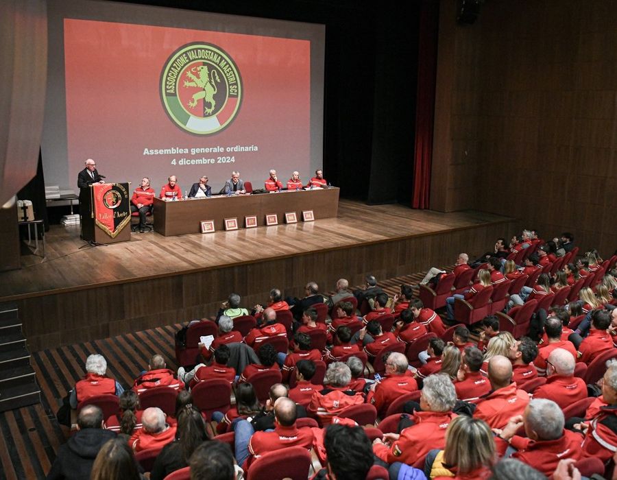 Un momento dell'Assemblea (foto Roger Berthod)
