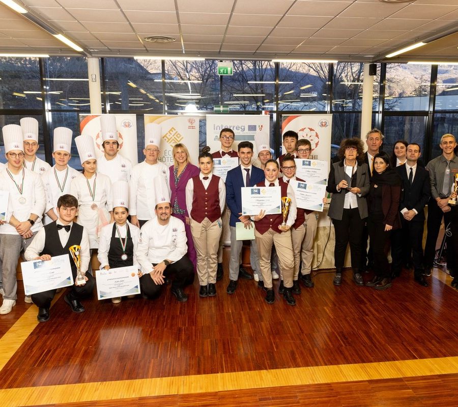 Foto di gruppo per premiati e concorrenti (photo credit Fondazione Turistica VdA(Giuseppe Di Mauro)
