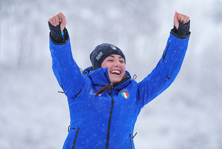 La gioia di Nayeli Mariotti Cavagnet (Credits OIS/Thomas Lovelock per concessione di Neve Italia)
