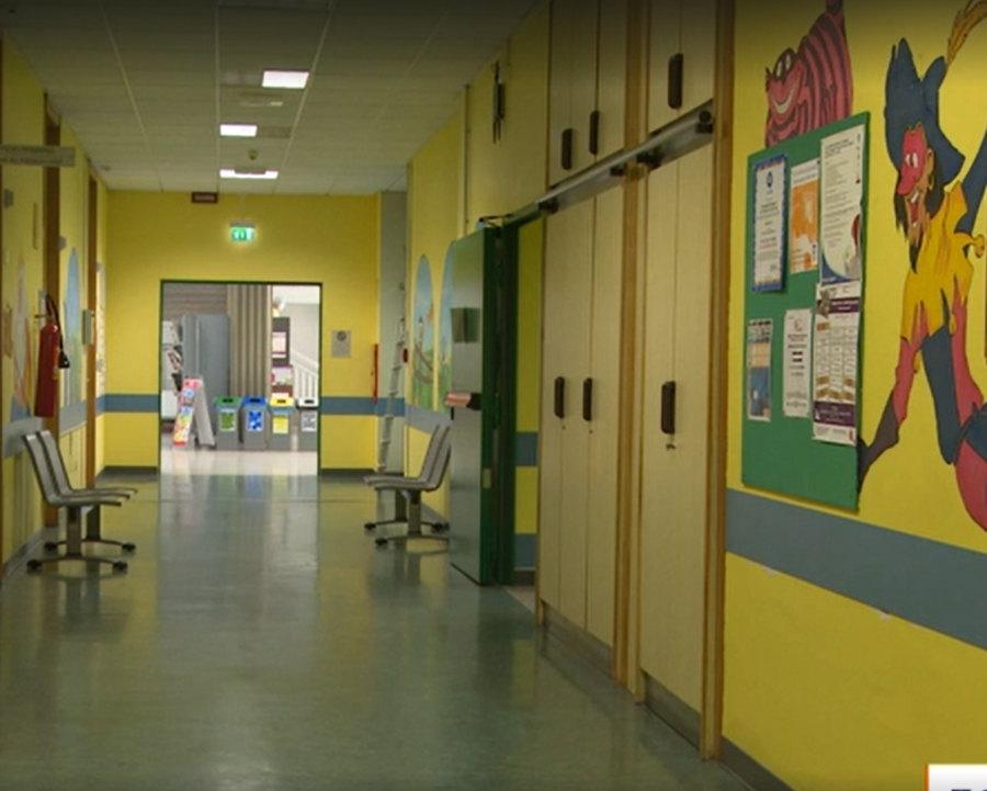 'Mai più un solo genitore in Pediatria!' Il papà della piccola Lucie lancia la petizione
