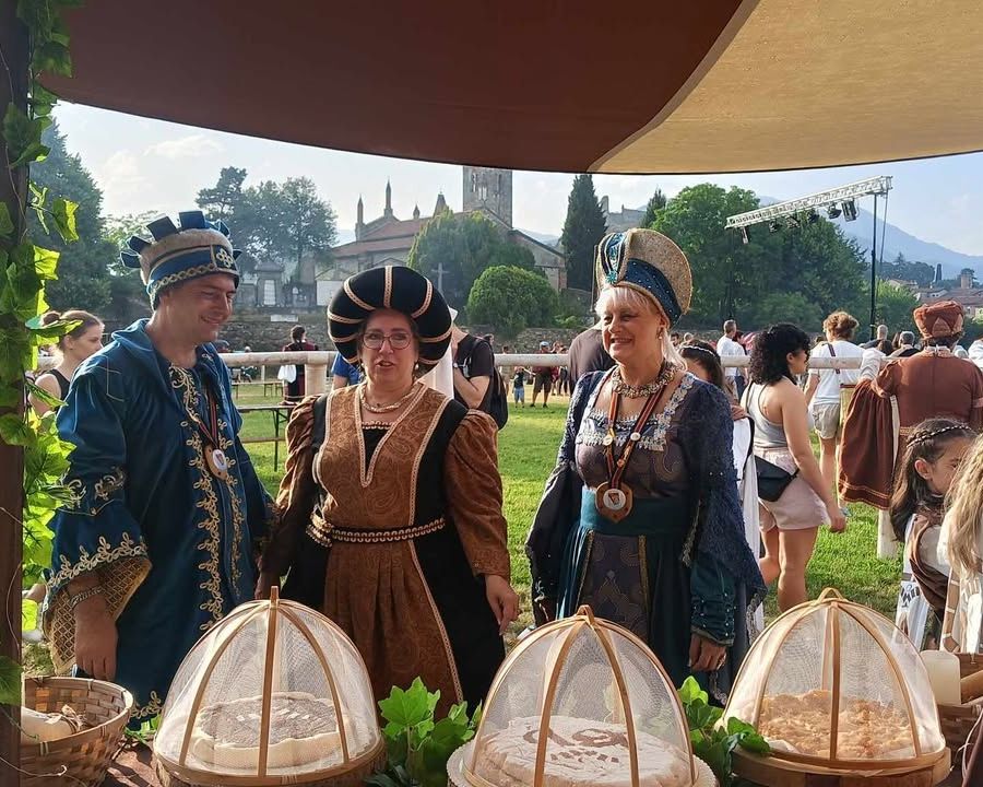 Anche i valdostani Pierre Perronet e Marguerite Chevron Villette al Palio storico di Avigliana