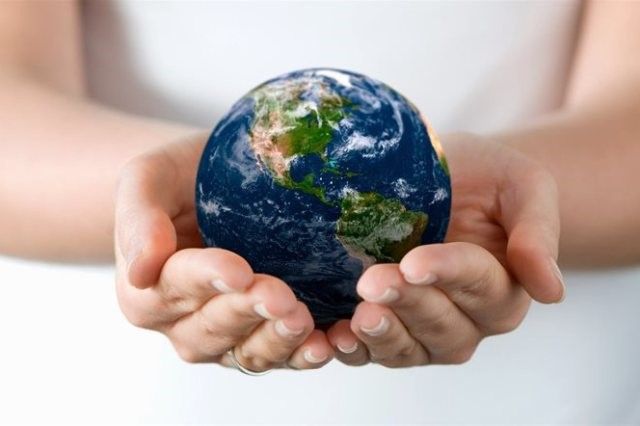 Luce, entusiasmo, dignità; ecco i regali di questo Natale