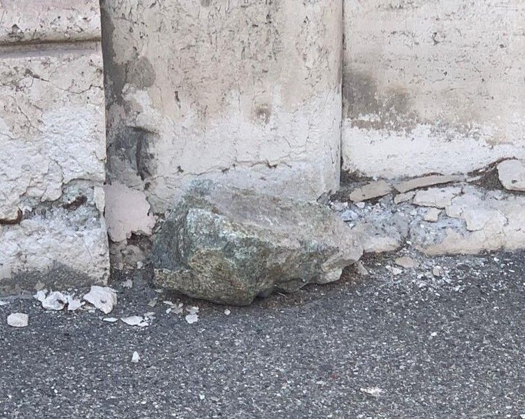 Nessun tocchi quella pietra...
