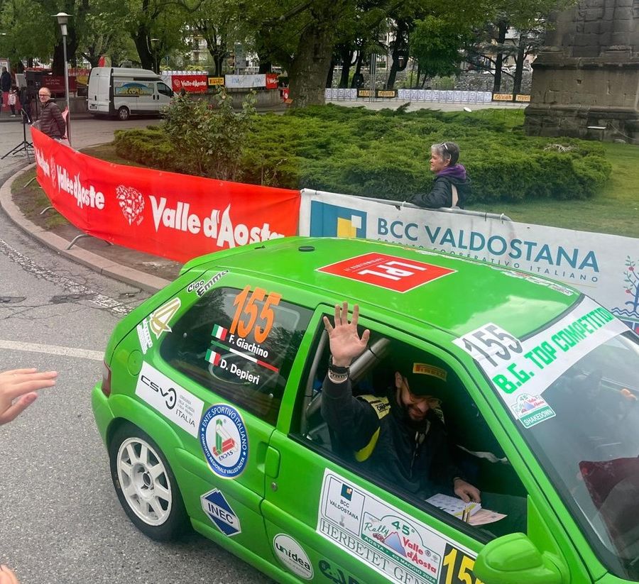 Il 45esimo Rally della Valle d'Aosta è partito da piazza Arco d'Augusto