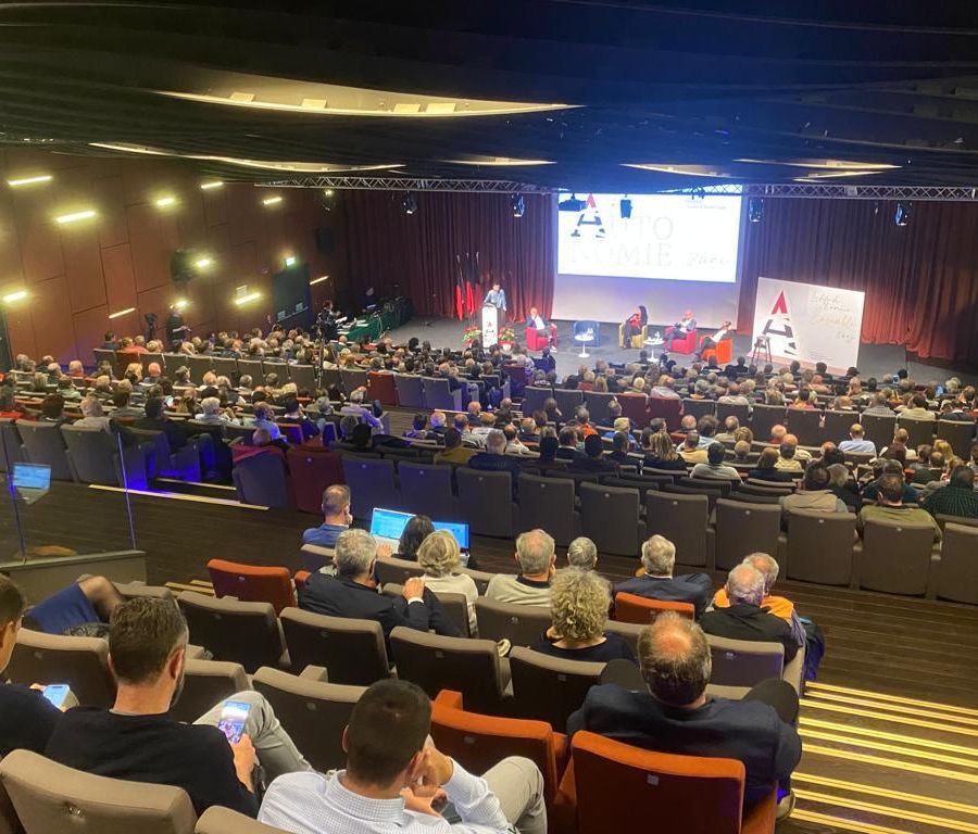 Il congresso di avvio della 'réunion' autonomista nel maggio 2023
