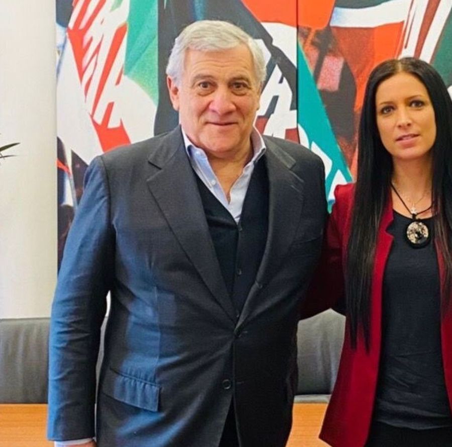 Emily Rini insieme ad Antonio Tajani