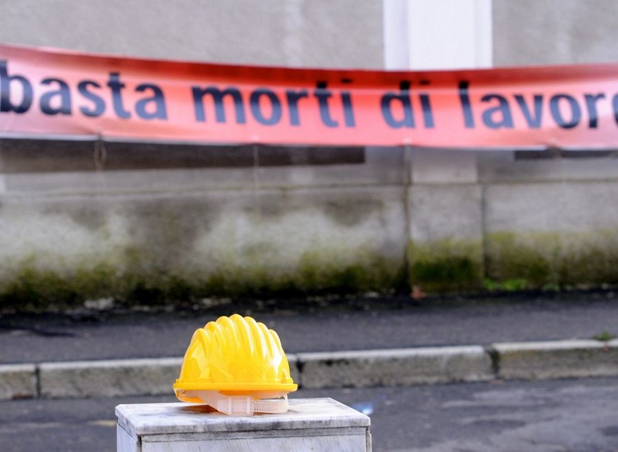 'Basta morti nei luoghi di lavoro', presidio mercoledi di fronte al Tribunale di Aosta
