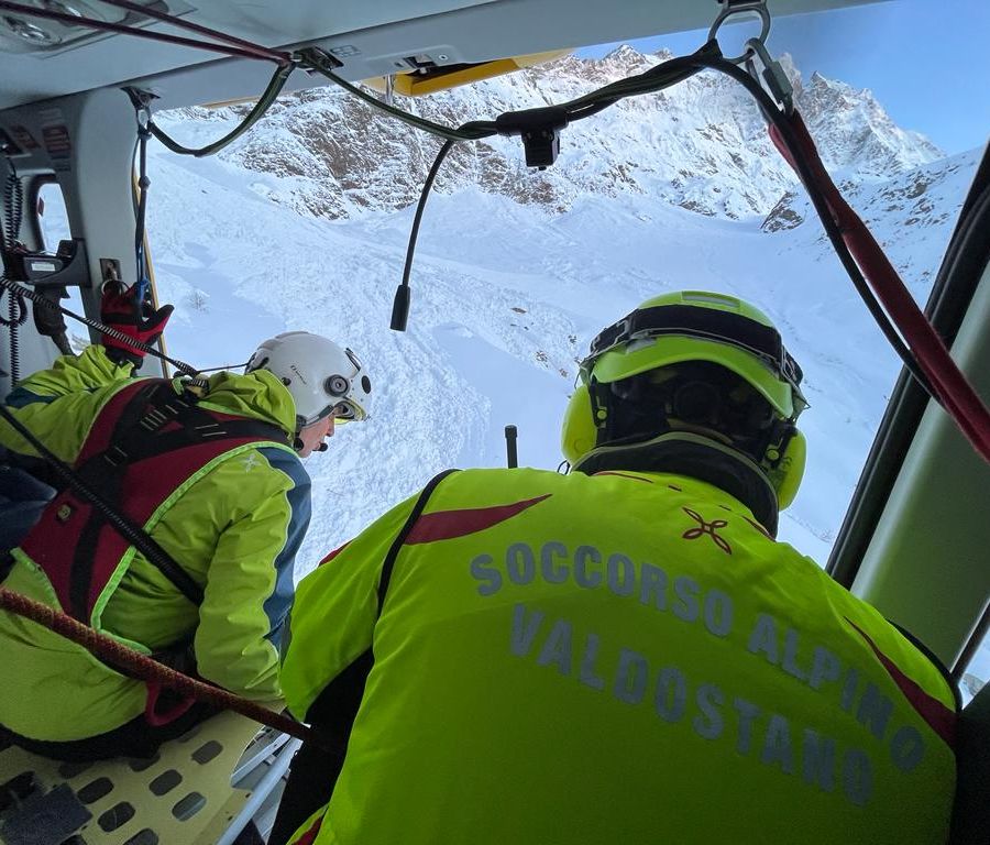 Tre aspiranti guide alpine disperse nella valanga caduta sopra la Val di Rhemes