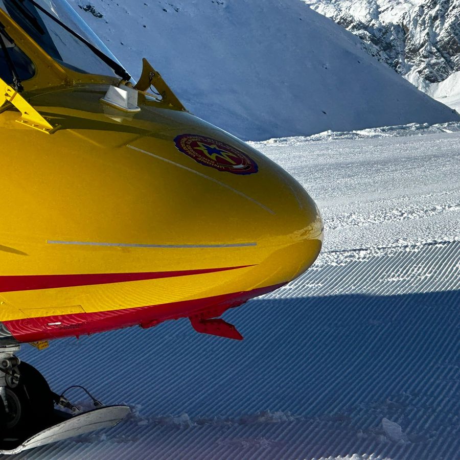 Tragedia ai piedi del Cervino, morti cinque dei sei scialpinisti dispersi