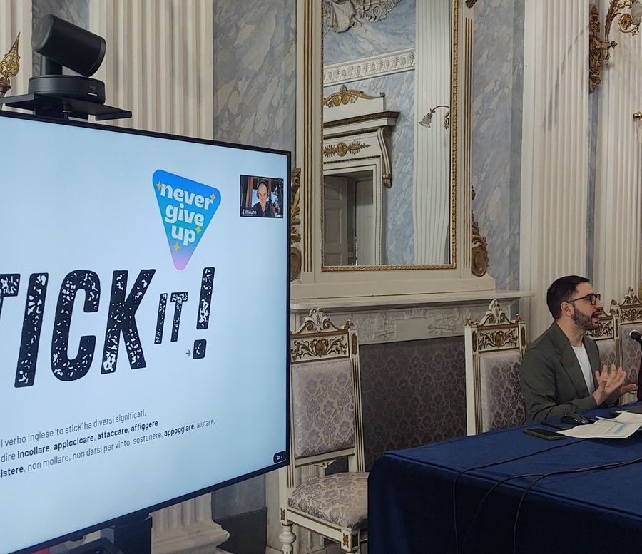 Aosta, con 'Stick It!' Comune e Scuola Holden per rendere i ragazzi protagonist