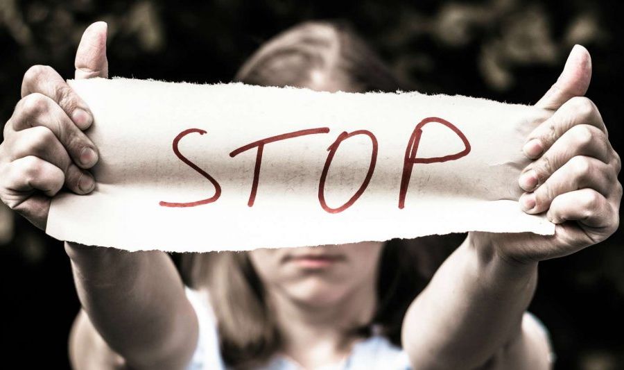 Femminicidio: Pcp, 'nasce da deliri patriarcali'; PlA, 'insieme lo sconfiggiamo'