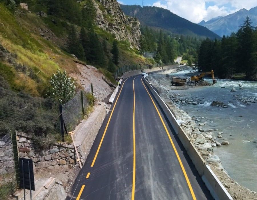 Ha riaperto oggi alle 7 la strada regionale 47 per Cogne