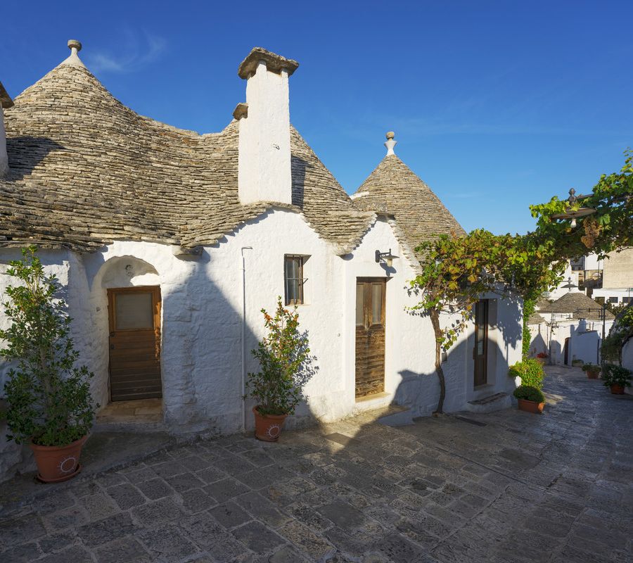 Street-Alberobello