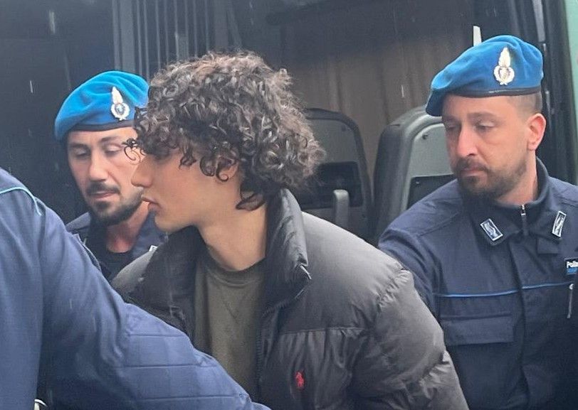 Teima Sohaib all'arrivo a Palazzo di Giustizia