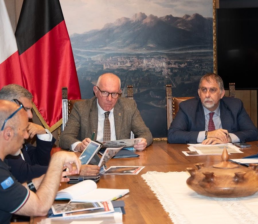 Il presidente della Giunta, Renzo Testolin e il Capo della Protezione civile, Fabio Ciciliano