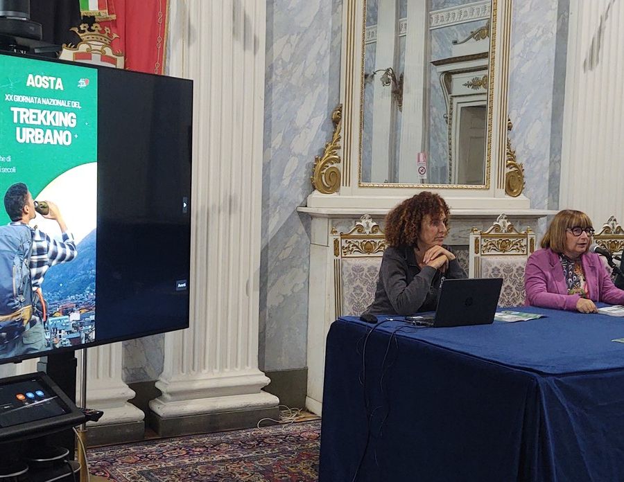 Da sn Claudia Revel, Alina Sapinet e Florin Rosu