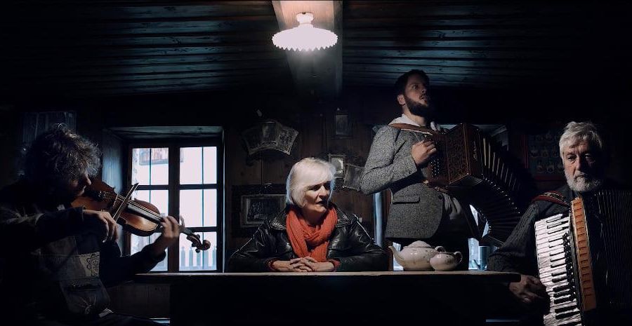 Allo Splendor 'Sent or eun mezeucca: 45 an avouì le Trouveur Valdotèn'