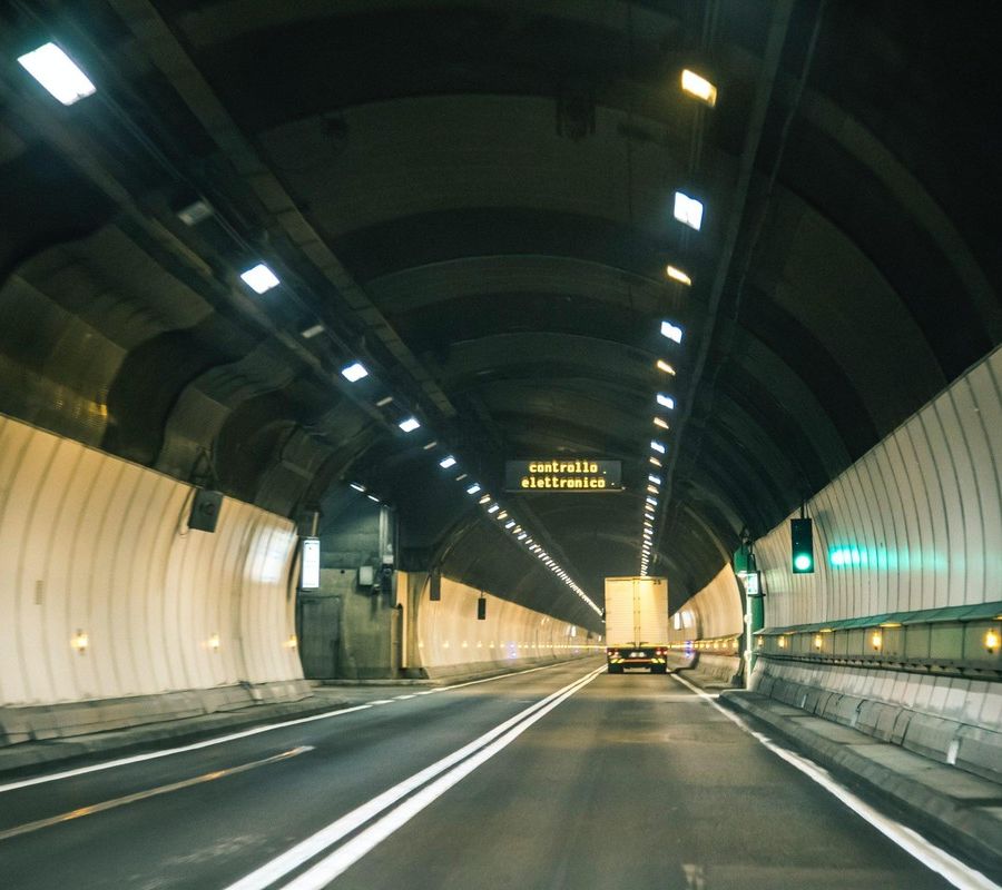 La chiusura del tunnel del Monte Bianco 'costa' alla Valle 12 milioni l'anno