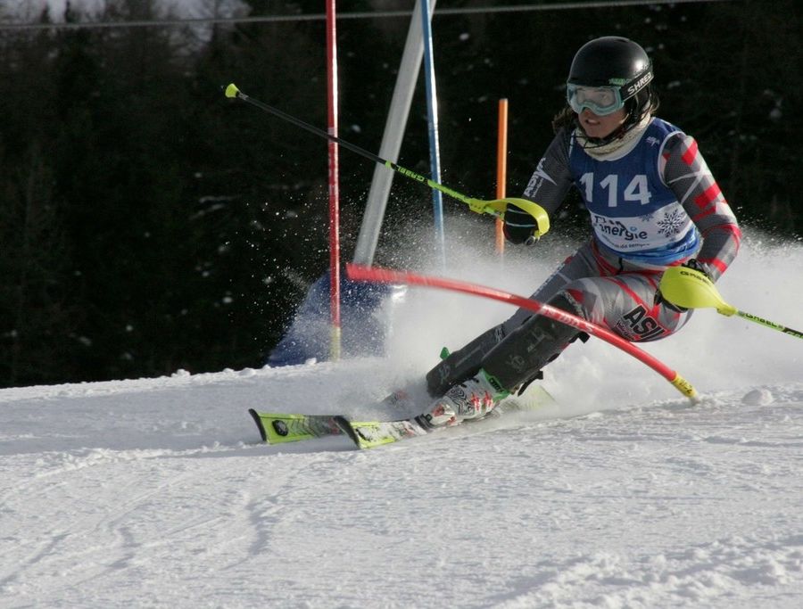 Sci alpino: ad Alessia Vaglio e Frau il Gigante Fisi di Courmayeur
