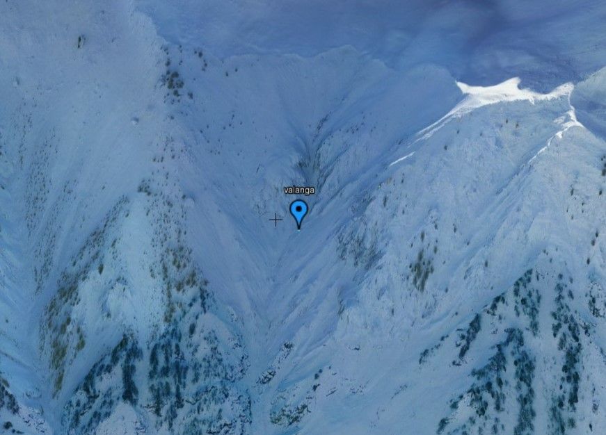 Valanga nel canale di Vesses a Courmayeur, soccorsi al lavoro tra tante difficoltà
