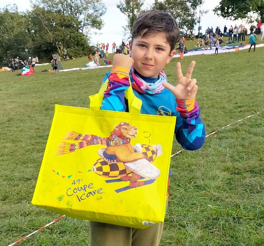 Valerio Boggia conquista il podio alla Coupe Icare e presenta il suo primo libro 'Le Avventure di Valerio tra Sogni e Realtà'