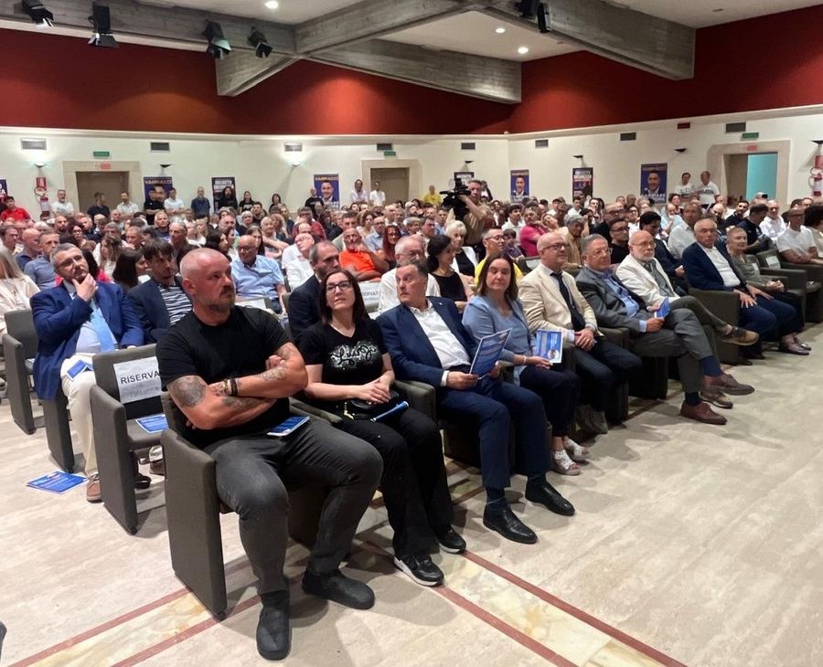 Vannacci ad Aosta, 'Autonomia speciale valore da preservare e da estendere'