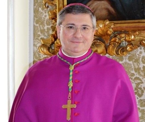 Il Vescovo di Aosta, Monsignor Franco Lovignana