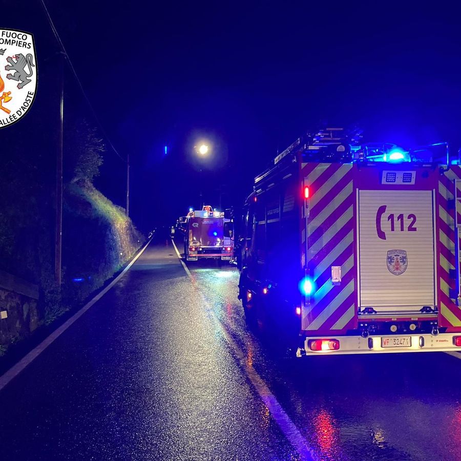 Maltempo, due interventi dei Vigili del fuoco nella notte