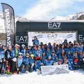 Foto di gruppo per atleti e staff dell'sc Aosta (photo credit Emma Paillex)