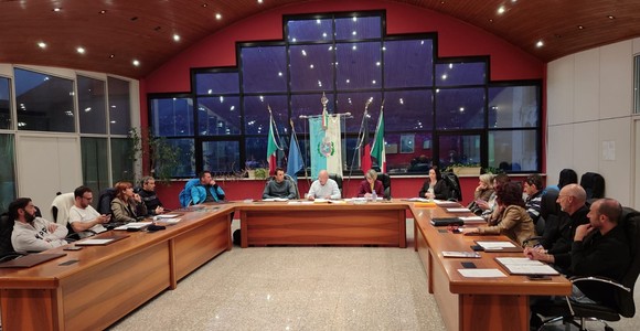 Una seduta del Consiglio comunale di Pollein Una seduta del Consiglio comunale di Pollein