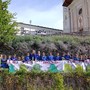 Foto di gruppo per i bimbi del paese