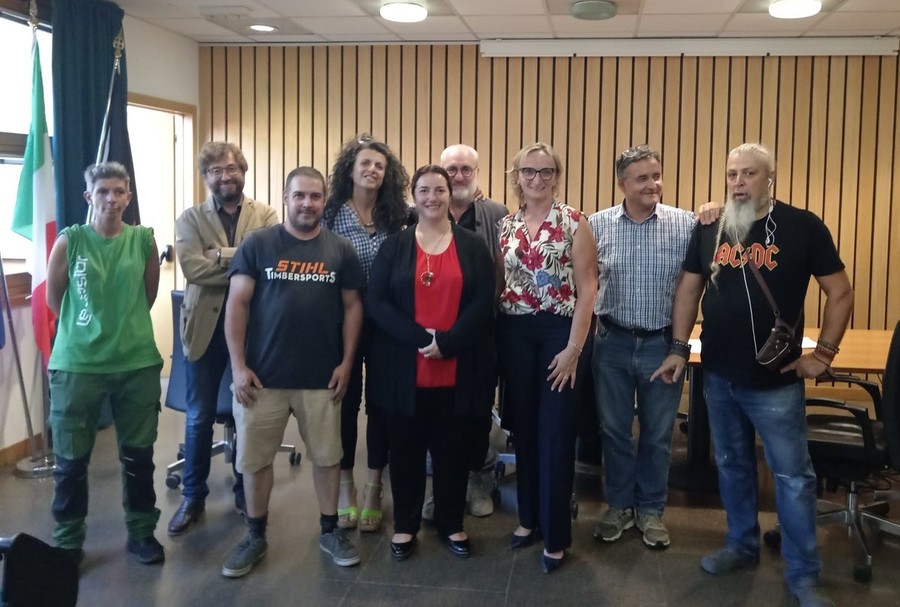 Da sn Sabrina Marando, Matteo Martinet, Stefano Romano, Costantina Canistro, Denise Pinet, Alberto Stecca, Speranza Girod, Giorgio Cuaz e Manuel Gabrielli Da sn Sabrina Marando, Matteo Martinet, Stefano Romano, Costantina Canistro, Denise Pinet, Alberto Stecca, Speranza Girod, Giorgio Cuaz e Manuel Gabrielli