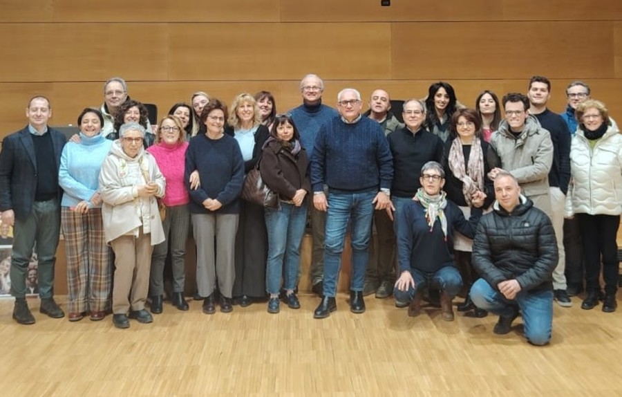 Foto di gruppo per i soci FIDAS e i relatori del convegno Foto di gruppo per i soci FIDAS e i relatori del convegno