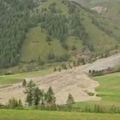 Bomba d'acqua a Cervinia, oltre ai sentieri chiusi anche alcuni parcheggi; acqua da bollire
