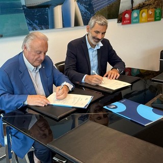 Da sn Graziano Dominidiato presidente Fipe Confcommercio VdA ed Enrico De Girolamo, presidente e Amministratore delegato CVA Energie