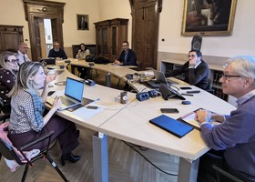 Una riunione della Giunta comunale di Aosta