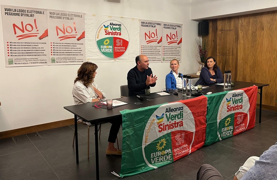 Da sn Gabriella Poliani, Giuseppe De Cristofaro, Cristina Porta e Katya Foletto