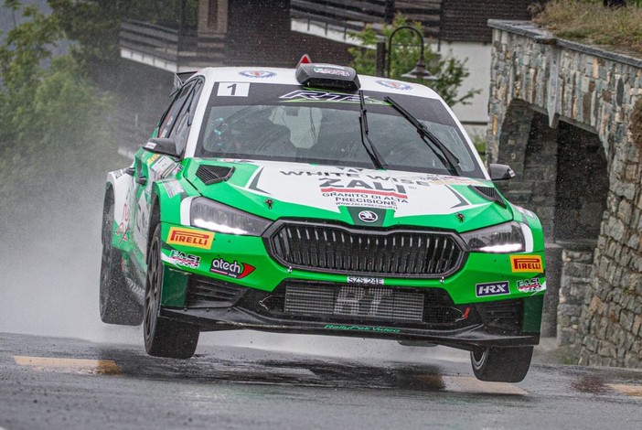La Skoda di Ivan Carmellino e Max Minazzi (Foto Rolling Fast) La Skoda di Ivan Carmellino e Max Minazzi (Foto Rolling Fast)