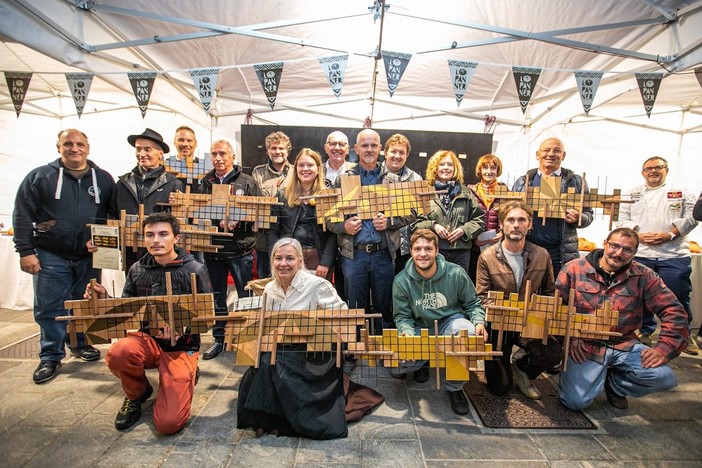 Foto di gruppo per i premiati (credito fotografico Moreno Vignolini) Foto di gruppo per i premiati (credito fotografico Moreno Vignolini)