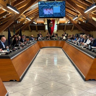 Parcheggi ad Aosta, il Comune esclude un aumento generalizzato degli stalli gratuiti