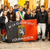 Courmayeur consegna la 'maturità civica' ai 24 coscritti del 2007